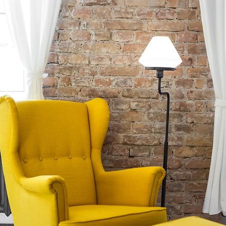 Stylish Studio Apartment In The Heart Of Riga Exterior photo
