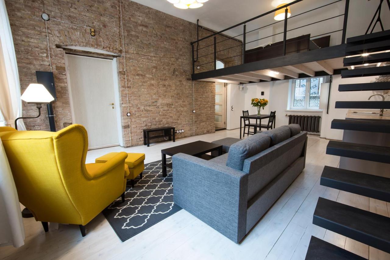 Stylish Studio Apartment In The Heart Of Riga Exterior photo